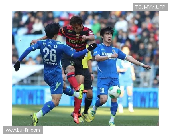 全北现代与蔚山现代激战在即谁将赢得这场韩国足球巅峰对决