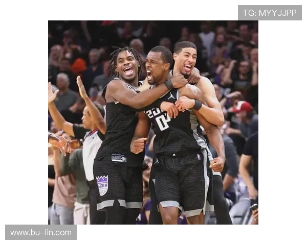 哈里森巴恩斯的篮球之路与职业生涯的辉煌成就解析 哈里森巴恩斯的篮球之路与职业生涯的辉煌成就解析